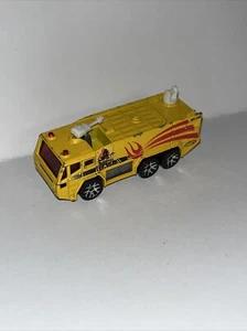 Matchbox AIRPORT FIRE TRUCK Yellow Die-cast Fire Engine 1992 Red Truck - Picture 1 of 10
