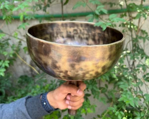9 inches Handel Singing Bowls - Tibetan Singing Bowl from Nepal - Healing Bowls - Picture 1 of 3