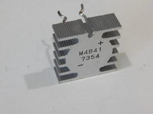 MITSUBISHI M4B41 300V 4A FULL WAVE BRIDGE RECTIFIER WITH HEAT SINK - Picture 1 of 2