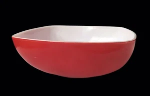 Vintage Pyrex Primary Colors Red Chip+Dip Square Dish 2 1/2 Quart Strong Color - Picture 1 of 3