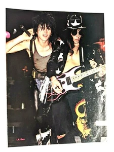 L.A. GUNS / TRACII GUNS LIVE / REVISTA ANTHRAX PÁGINA COMPLETA PINUP RECORTE DE PÓSTER - Imagen 1 de 3