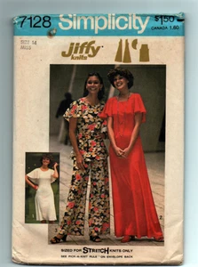 VINTAGE 1975 SIMPLICITY PATTERN JIFFY KNIT DRESS IN TWO LENGTHS OR TOP AND PANTS - Picture 1 of 2