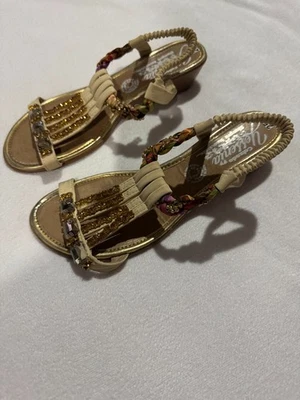 Sandalias sin cordones de verano para mujer con estrás y flores talla 8 EE. UU. Mex 25 Foto 1 de 4