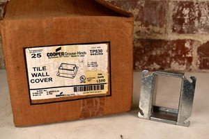 25 Cooper Crouse-Hinds 4" Square, Raised 2" Outlet Box Surface Covers (TP530) - Picture 1 of 6