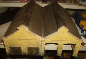 HO . CUSTOM BUILT. ENGINE HOUSE. WOOD. - Picture 1 of 7