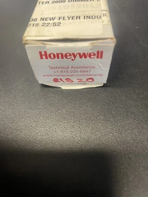 Potenciómetros de bloqueo Honeywell Centralab RV4LAYSA103A Foto 1 de 3