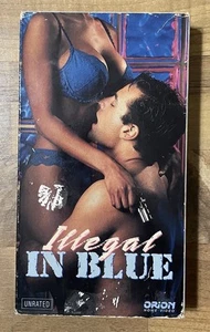 Illegal in blau (VHS, 1995, nicht bewertet) - Bild 1 von 3