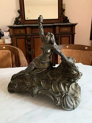 Scultura in Bronzo dorato o antimonio raff Venere su Leone marino  stile liberty - Immagine 1 di 3