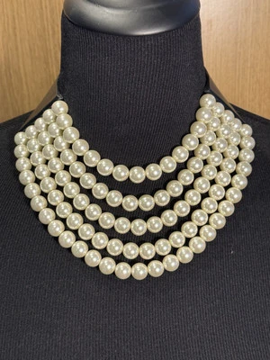 Collar Fairchild Baldwin Pearl Grace Cuero Negro Con Cierre de Perlas Clásico Foto 1 de 4