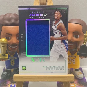 /99 Jumbo Material 2020-21 Panini Noir Tyrese Maxey Tarjeta de Novato RC Parche Jersey - Imagen 1 de 6
