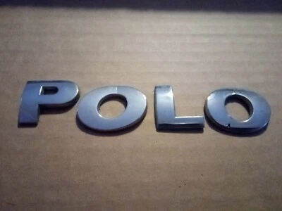 STEMMA EMBLEMA LOGO VOLKSWAGEN POLO 2001-2009 ORIGINALE POSTERIORE (vedi Foto) - Immagine 1 di 4
