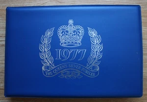 STANLEY GIBBON 1977 QEII SILVER JUBILEE COLLECTION & ALBUM MNH SETS & MINISHEETS - Picture 1 of 24