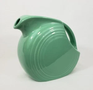 Fiesta * Small Disc Juice Pitcher * Seamist * Retired Fiestaware Mint Green Sea - Picture 1 of 9