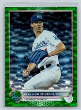 2022 Topps Series 2 #438 Walker Buehler Green Atomic Refractor /499