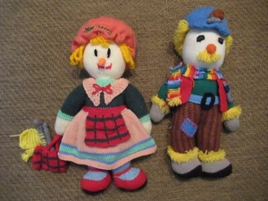 2 muñecas de hilo tejidas a mano de 16" anciano y dama NUNCA USADAS - Imagen 1 de 2