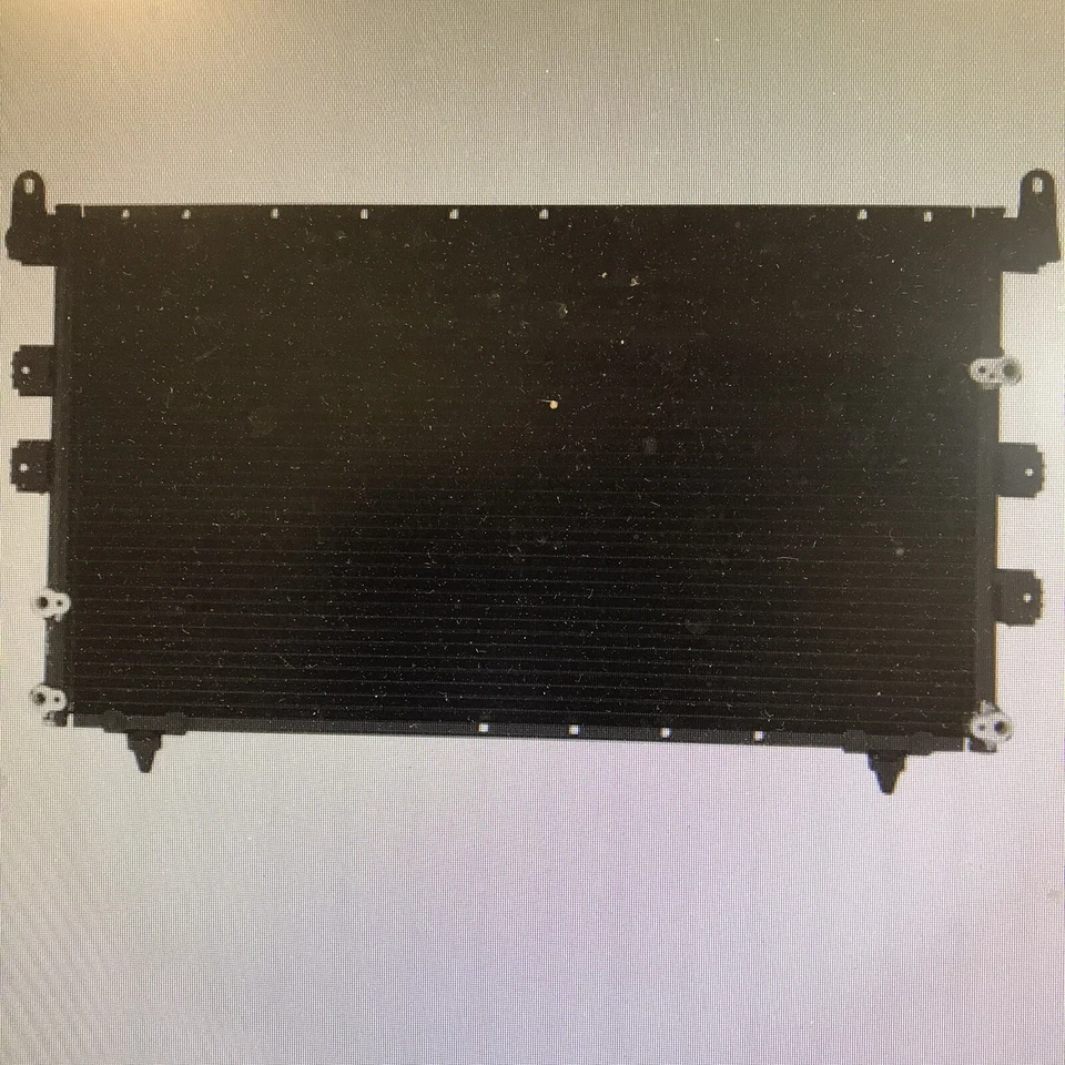 Condensador de aire acondicionado Spectra Premium 7-3042 se adapta a Toyota Sequoia nuevo Foto 1 de 2