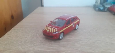 Renault Megane 2009 (1/64) Sapeurs Pompiers Red - Norev - Photo 1/4