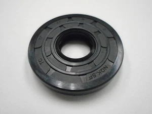 NEU TC 17X47X8 DOPPELLIPPEN METRISCH ÖL-/STAUBDICHTUNG 17 mm x 47 mm x 8 mm - Bild 1 von 1