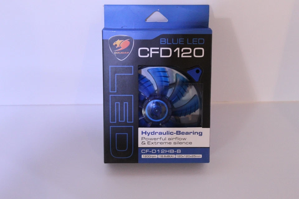 Ventilador de refrigeración LED azul Cougar CFD120 rodamiento hidráulico Foto 1 de 2