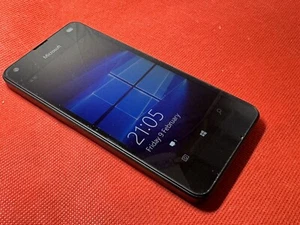 Nokia Lumia 550 - Schwarz (entsperrt) Smartphone - Bild 1 von 10