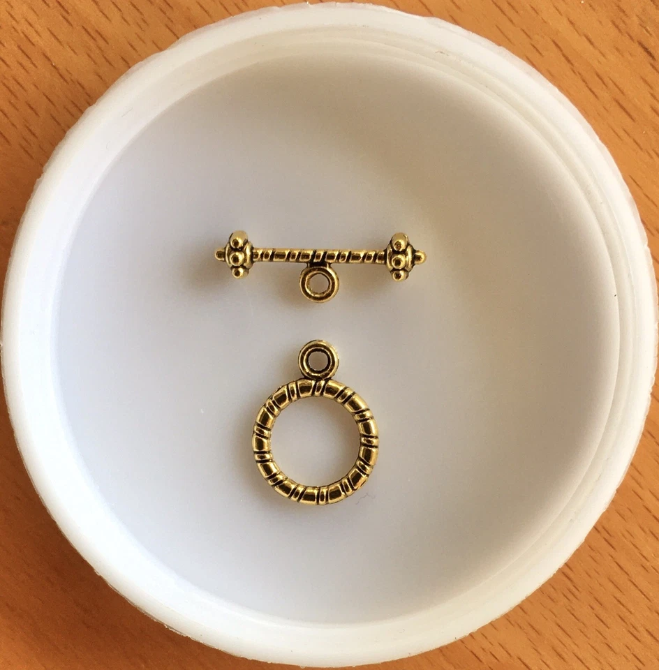 Toggle/Clasp, Antique Gold-Plated "Pewter", 13mm Round. 5 sets per pack. - Image 1 of 1