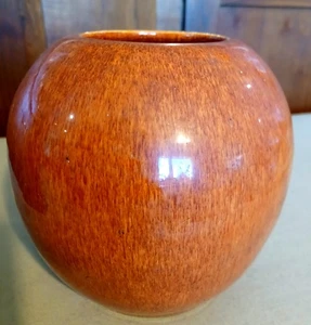 Fred Johnson BAUER Rose Bowl, vase. Red-brown, Hi Fire Hand Thrown 6 1/4" X 7" - Picture 1 of 5