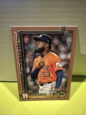 2025 Topps Series 2 - Cristian Javier #509 Gold /2025 - Image 1 of 2