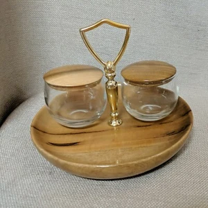 Vassoio porta caramelle rotondo in legno di mirto Oregon con manico tono oro e 2 barattoli con coperchio - Foto 1 di 4