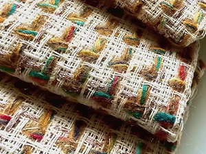 MILCHIG WEISS BOUCLE GEWEBT 8 x MEHRFARBIG WOLLE & KASCHMIR MADE IN ITALY A38 - Bild 1 von 11