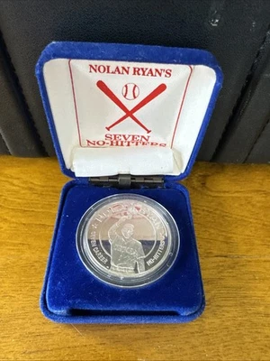 Nolan Ryan 7 No-Hitter Coin- silver - Image 1 of 4