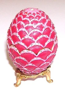 TRINKET BOX Vanity Rhinestones Scalloped PINK NOVELTY EGG - Picture 1 of 2