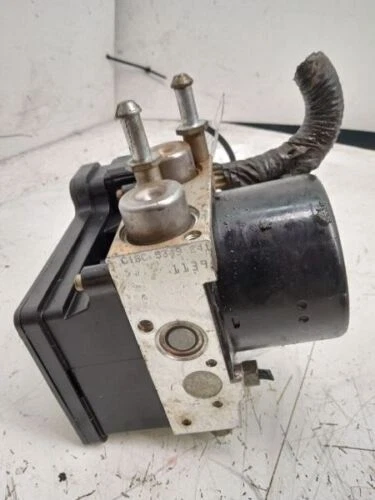 Bomba de freno antibloqueo ABS sin control de tracción Dodge Caravan 2006 3,3 L Foto 1 de 4