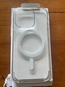 Original Iphone 15 Pro Clear Magsafe Case - Picture 1 of 5