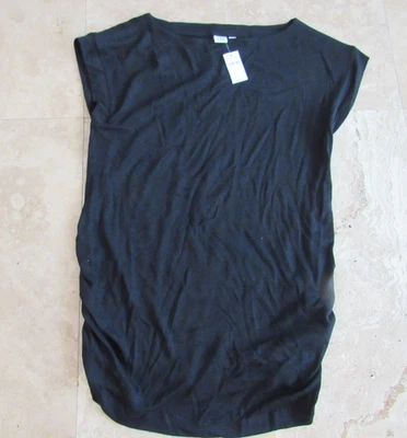 Size M, medium GAP Maternity sleeveless sweater, NEW - Image 1 of 2