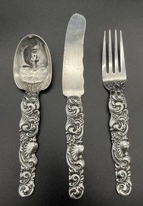 Raro set 3 pezzi Whiting Baby Face argento sterling bambini/neonati coltello cucchiaio forchetta - Foto 1 di 15