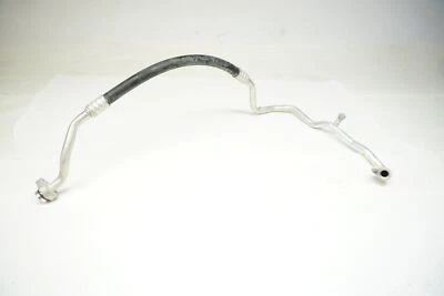 Manguera de succión línea aire acondicionado Volkswagen Jetta 19-22 5Q0816743C Foto 1 de 4