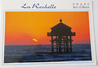 Carte postale neuve - La Rochelle (17) Phare du Bout du Monde, coucher de soleil