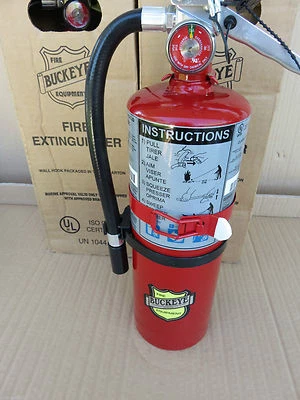 ╰➤ 🧯NEW 5-lbABC 3A:40BC Fire EXTINGUISHER 2024 认证带 VEHICLE BRACKET/SIGN — 第 1/4 张图片
