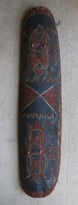 Papua New Guinea PNG Tribal War Shield Southern Highlands 107cm (42inch) Long - Picture 1 of 11