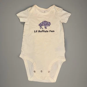 Sottomaglia 24 mesi "Little Buffalo Fan" emblema bufalo pezzo unico nuova senza etichette - Foto 1 di 5
