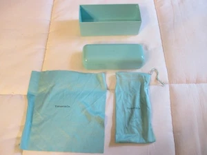 Custodia rigida per occhiali Tiffany & Co conchiglia nuova con scatola (scatola manca coperchio) - Foto 1 di 3