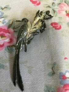 Vintage Painted Metal Brooch - Kingfisher on a Branch - Picture 1 of 2