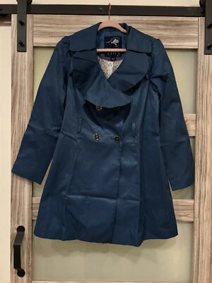 Abrigo para mujer verde con envidia iluminado azul talla L *falta cinturón* Foto 1 de 4