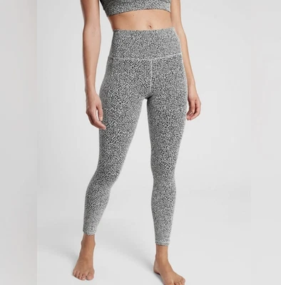 NUEVO ~ Athleta Salutation Stash II Texturizado Apretado 1X Guepardo Absorbente ~ Bolsillos XL Foto 1 de 4