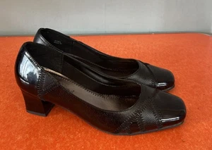 COMFORT PLUS WIDE FIT SLIPON COURT SHOES HEELS BLACK SIZE 6.5/39.5 - Picture 1 of 8