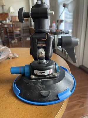 Bogan Art 3294 mangroto suction cup swivel socket hardley used lights + camera - Image 1 of 2