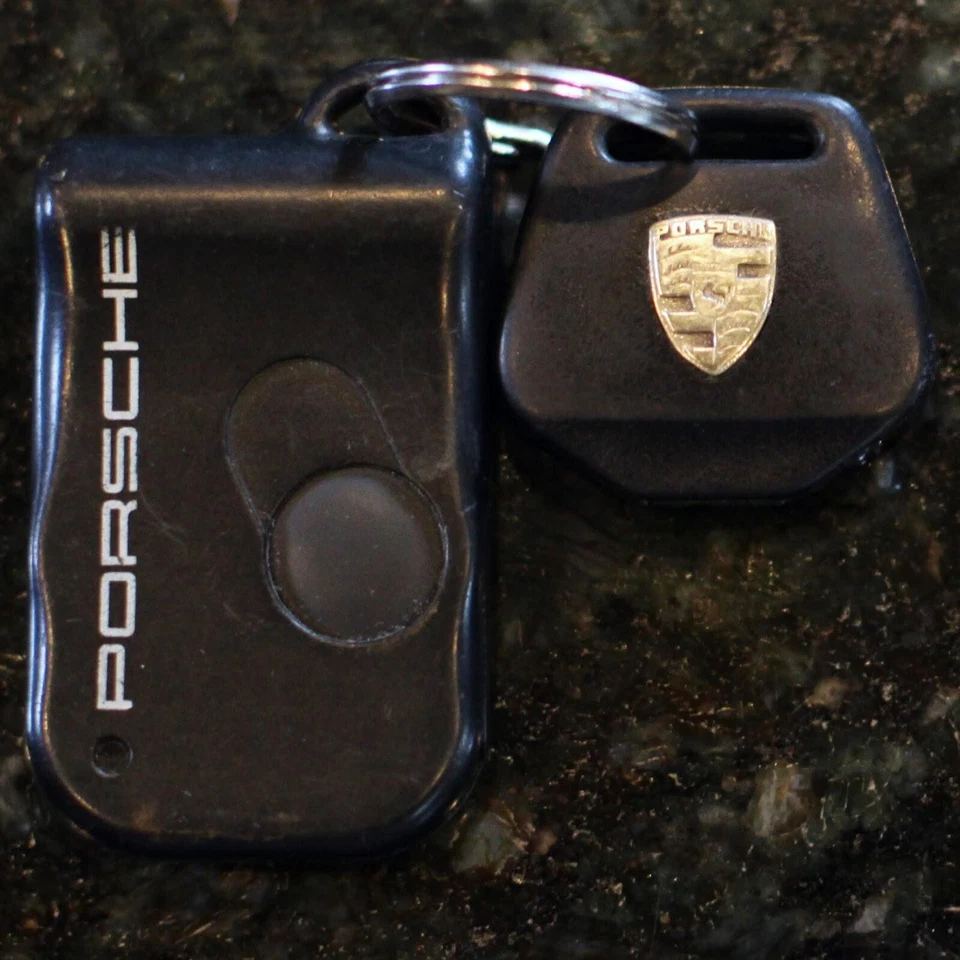 2 x Estuche Carcasa Para 1996 - 98 PORSCHE 911 933 Entrada Sin Llave Mando a Distancia Coche Llavero Foto 1 de 4