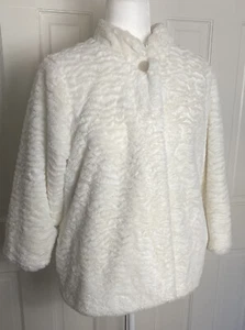 White Faux Fur Alfred Dunner Womens Jacket Size 10 1 Button Pockets 3/4 Sleeve - Picture 1 of 8