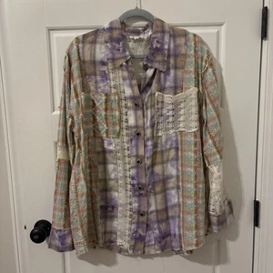 POL Boutique Brand Mixed Media Button Up Top - Large - Item#291 - Picture 1 of 20