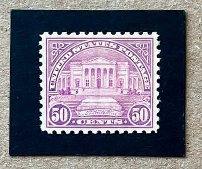 EE. UU. #701 en estado bastante bueno casi nuevo   Catálogo $50.00 Foto 1 de 2